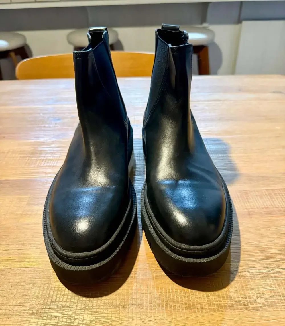 Zara Black Leather Chelsea Lug Sole Boots Size 44